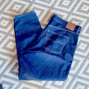 Women’s Levi’s 80s Mom Jean size 18